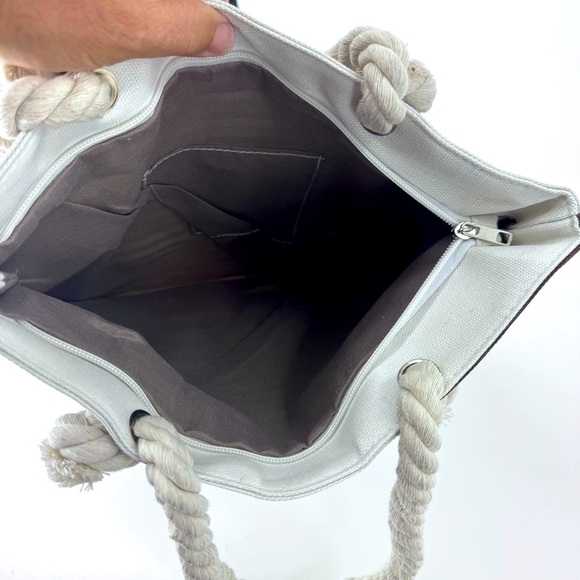 Threaded Pear Striped Tote Bag with Rope Handles‎ - Picture 5 of 8